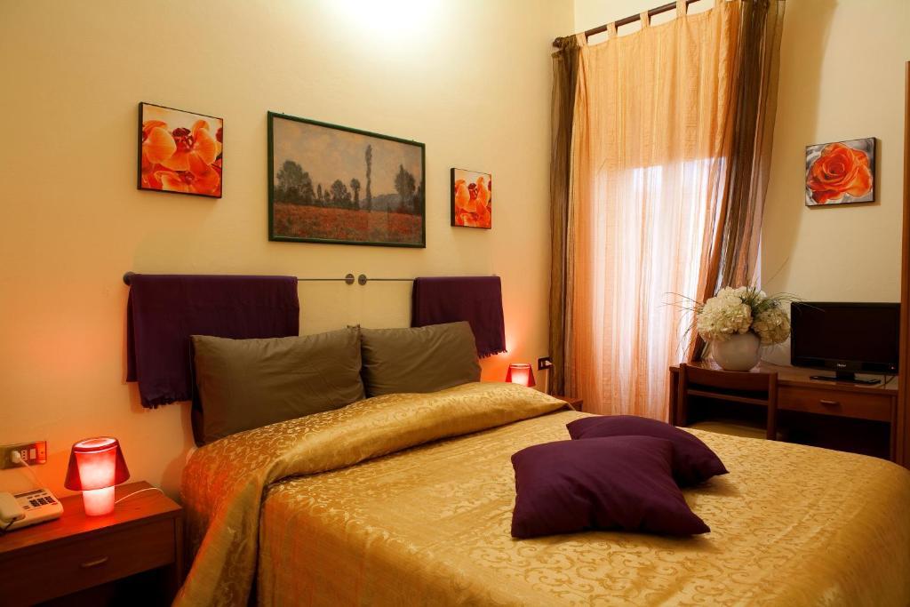 Hotel Centro Campi Bisenzio Bilik gambar